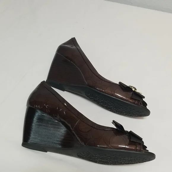 Coach Poppy Jaden Brown Peep Toe Wedge. 7.5 - Picture 3 of 8